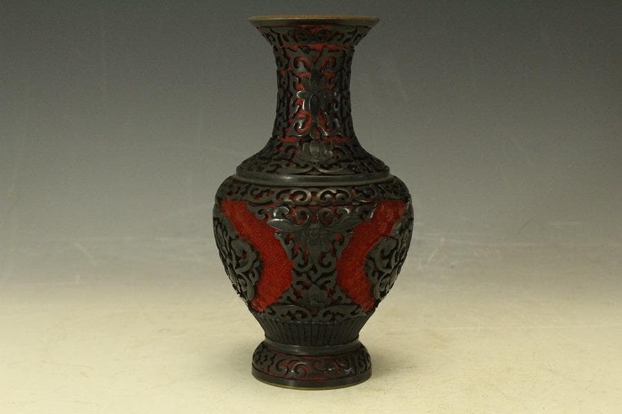 中国美術 堆朱堆黒 纏枝蓮花紋 瓶 高16.5cm(LC788)