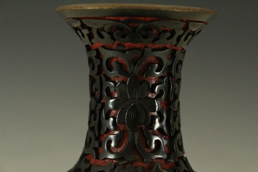 中国美術 堆朱堆黒 纏枝蓮花紋 瓶 高16.5cm(LC788)