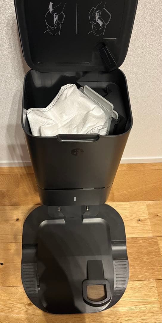 未使用品　ルンバ i7+ iRobot Roomba クリーンベース付き