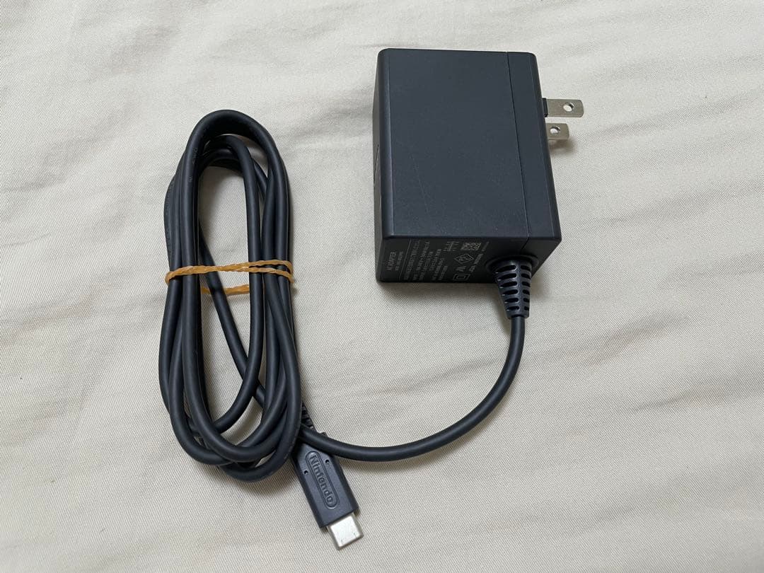 Nintendo Switch あつまれ どうぶつの森セット キャリングケース付