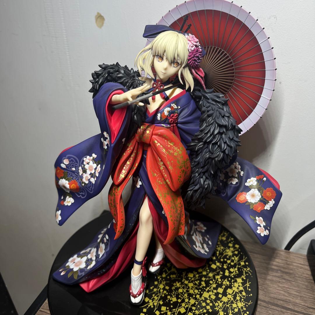 fate セイバーオルタ　フィギュア　着物