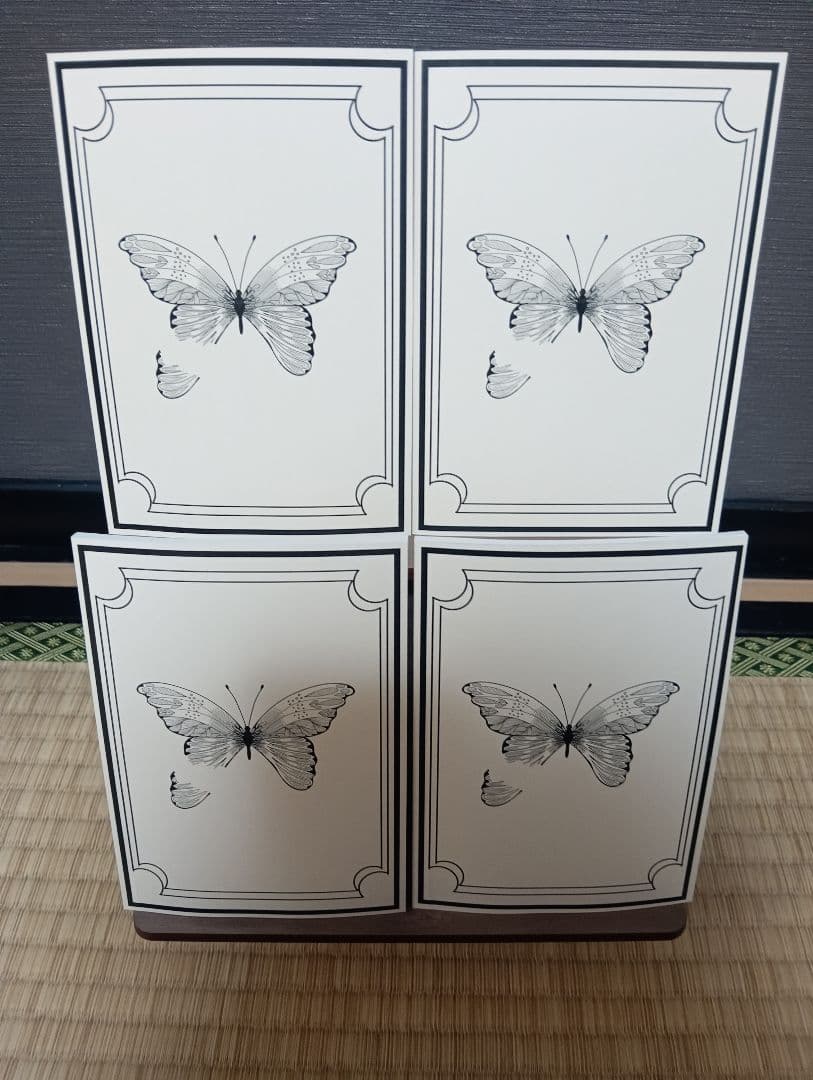 こにあさん専用、モクモクとポスタースタンド