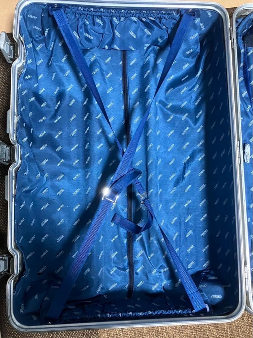 リモワスーツケーストパーズ 82L 4輪　932.70