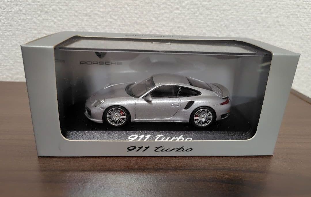 ミニチャンプス 1/43 ポルシェ 911 ターボ シルバー ディーラー特注