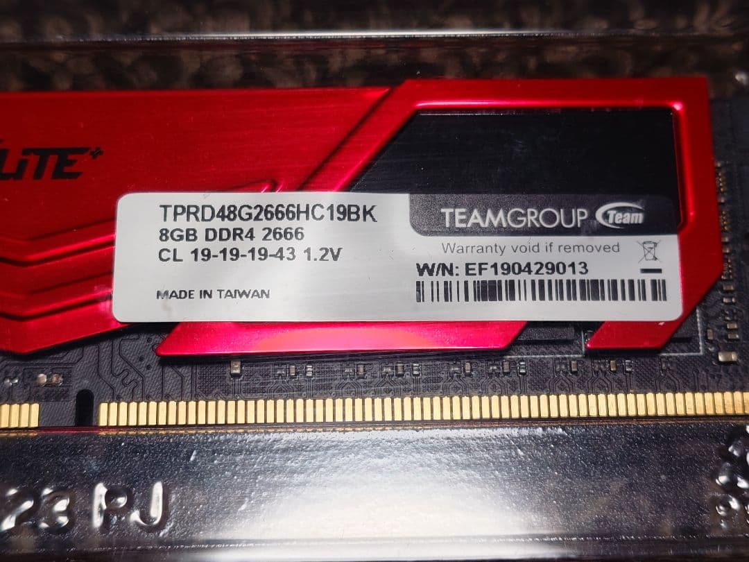 メモリー TEAM ELITE DDR4 (8GBx2)16GB 2666MHz