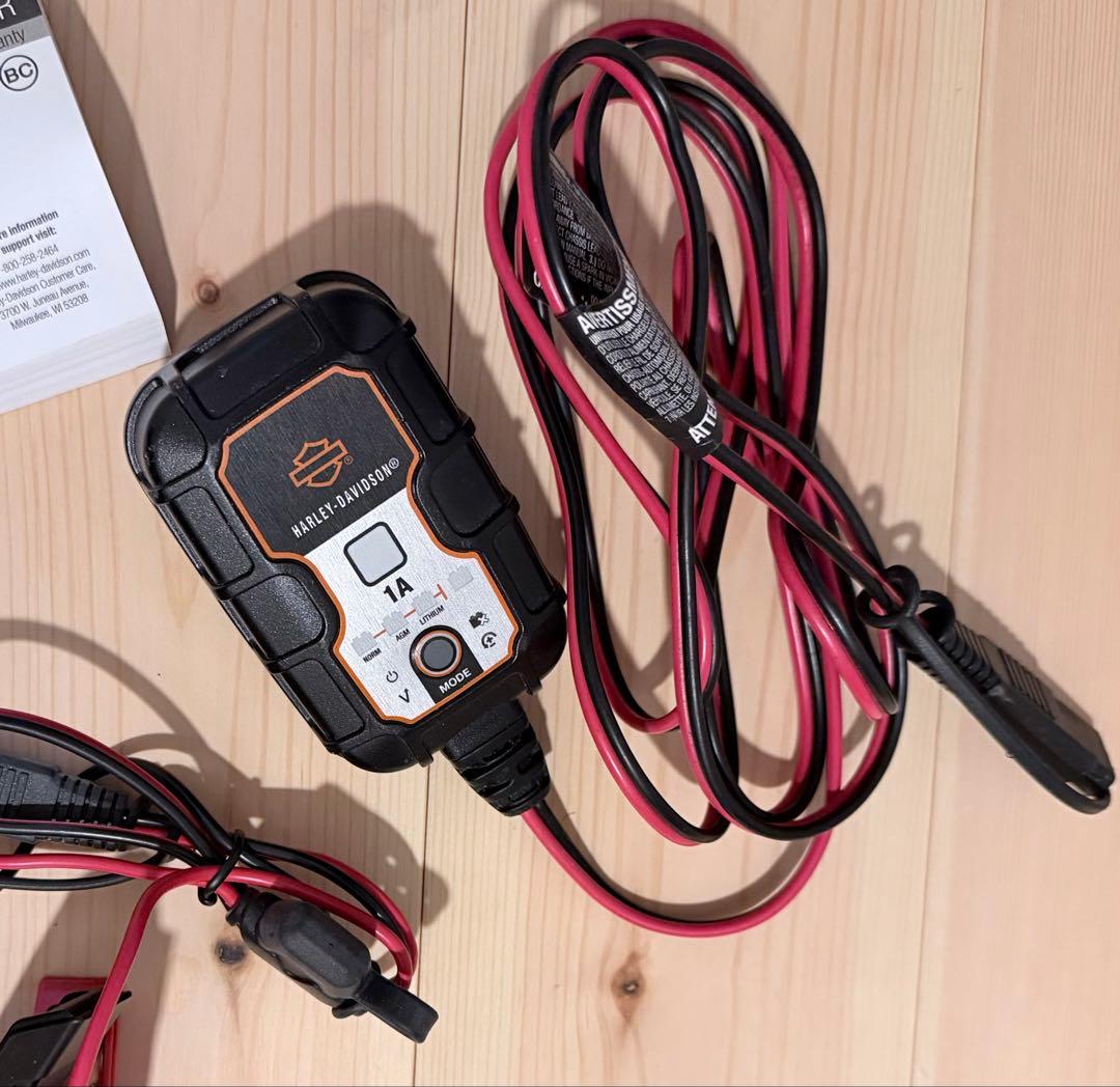 アクセサリー Harley-Davidson 1-Amp Battery Charger