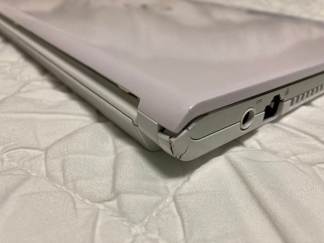 富士通　ノートパソコン　LIFE BOOK SH90/X