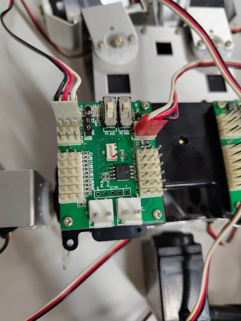 KONDO KRS-78A ロボットキット　電源入力確認済み