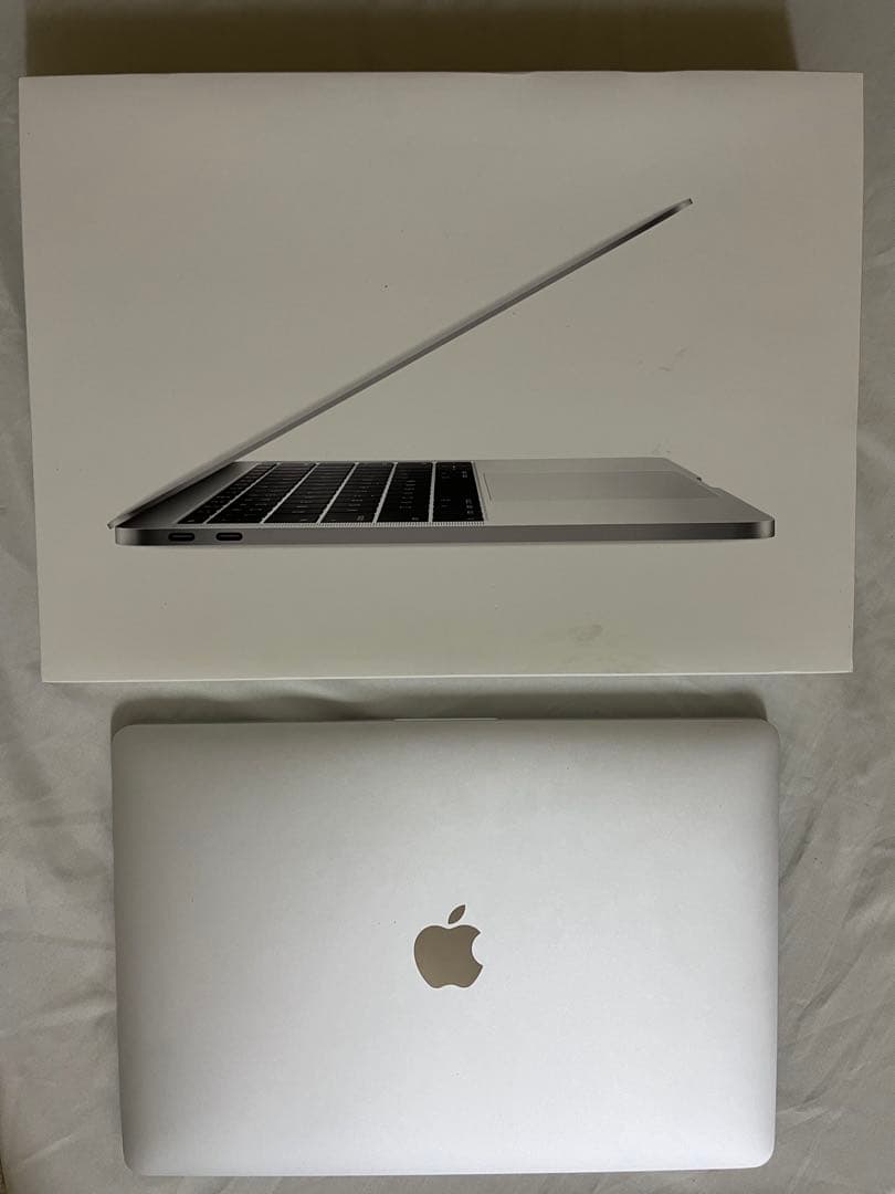 MacBook Pro 13インチ 2016 i7 16GB 256GB