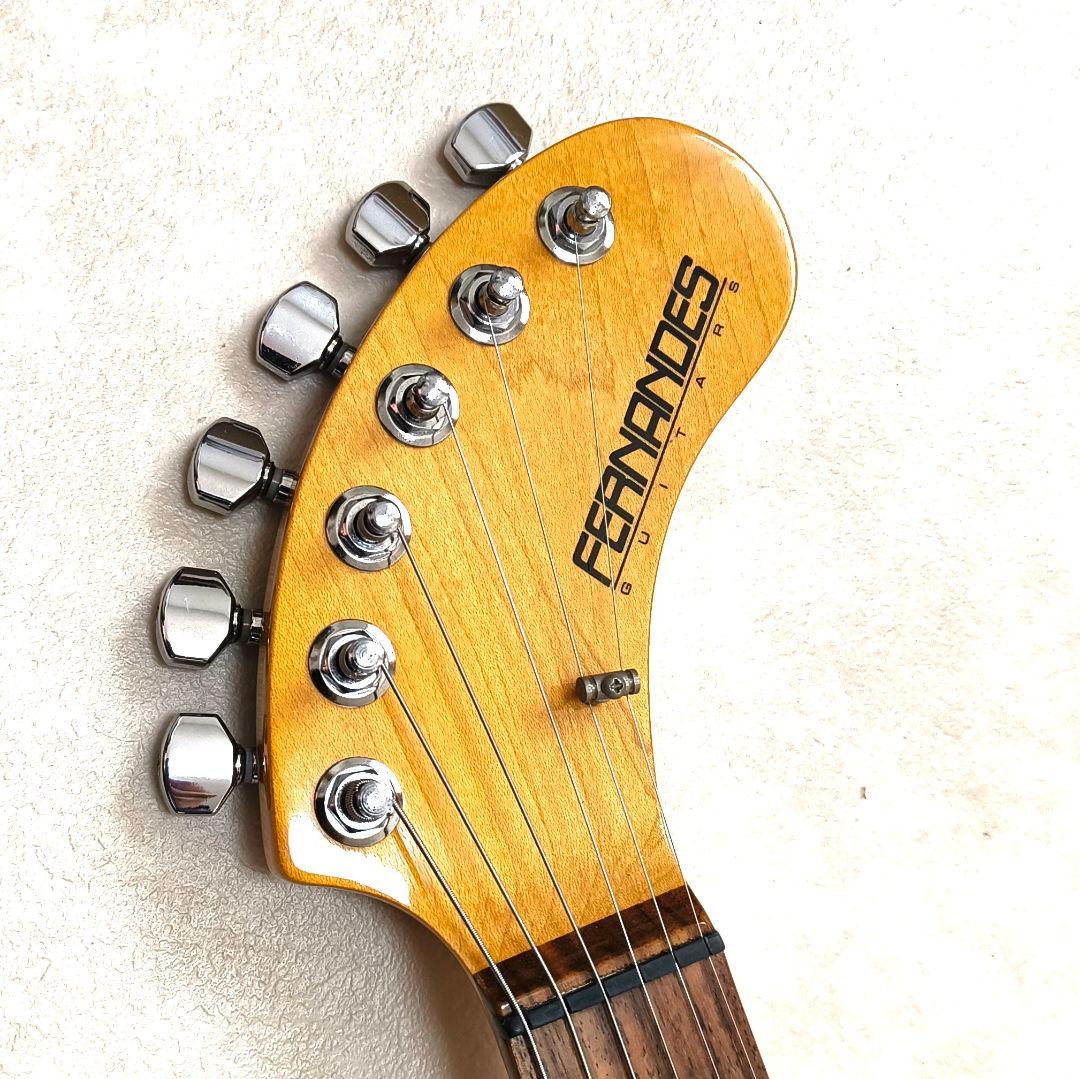 【超美品】ZO-3 芸達者 3TS アンプ内蔵ミニギター 専用ケース付