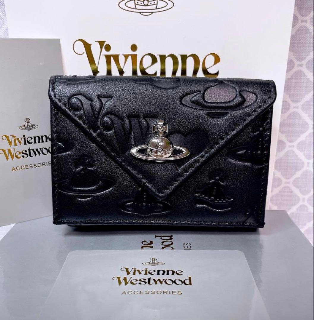 【内柄も素敵☆最新】Vivienne Westwood 三折財布 マット 黒