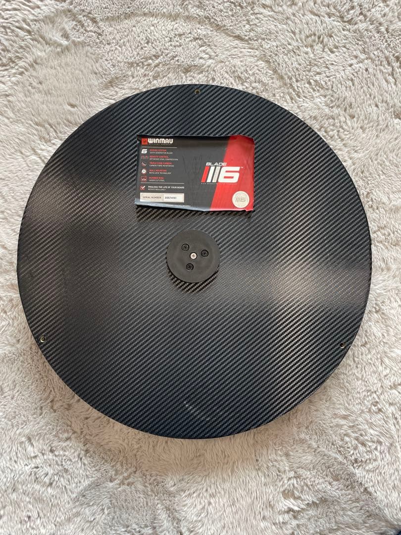 Winmau Blade 6 Triple Core ハードダーツボード