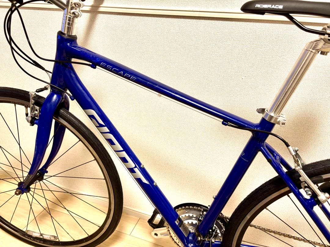 ☆高年式 Giant ジャイアント エスケープR3 人気のブルー