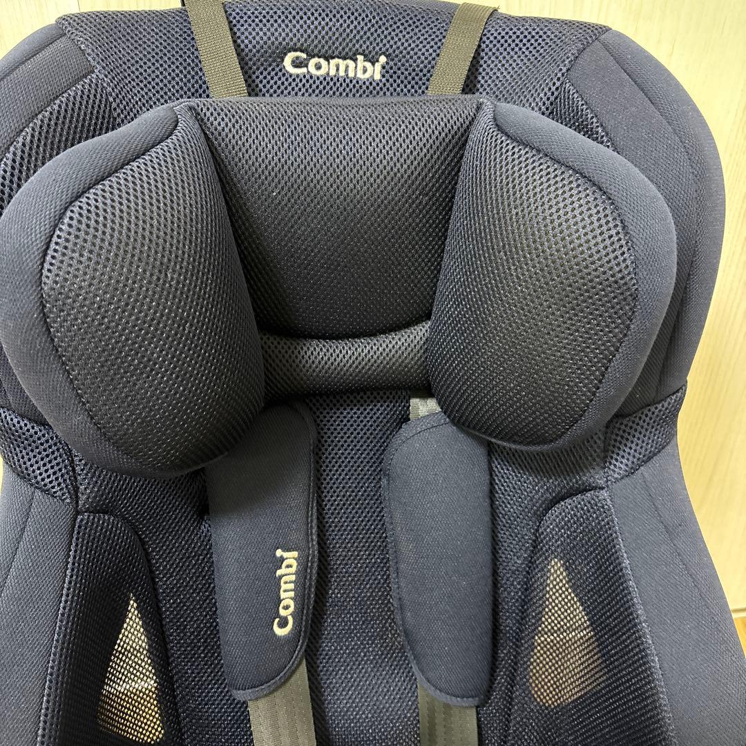 Combi 車用チャイルドシート ネイビー