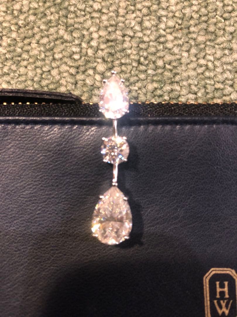 新品未使用✨最高級モアッサナイト ペアシェイプピアス 両耳14カラット