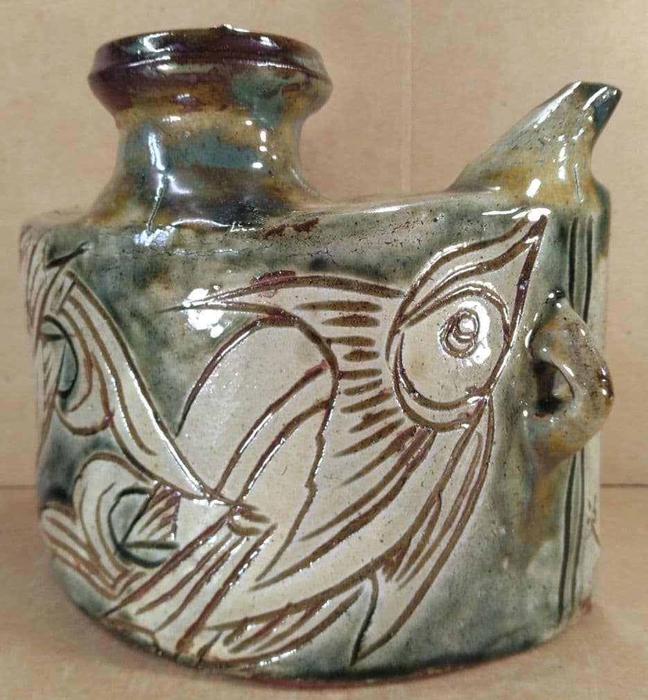 【本物保証】金城次郎 魚紋抱瓶 共箱 栞 人間国宝 壺屋焼 壷屋焼 双魚紋抱瓶