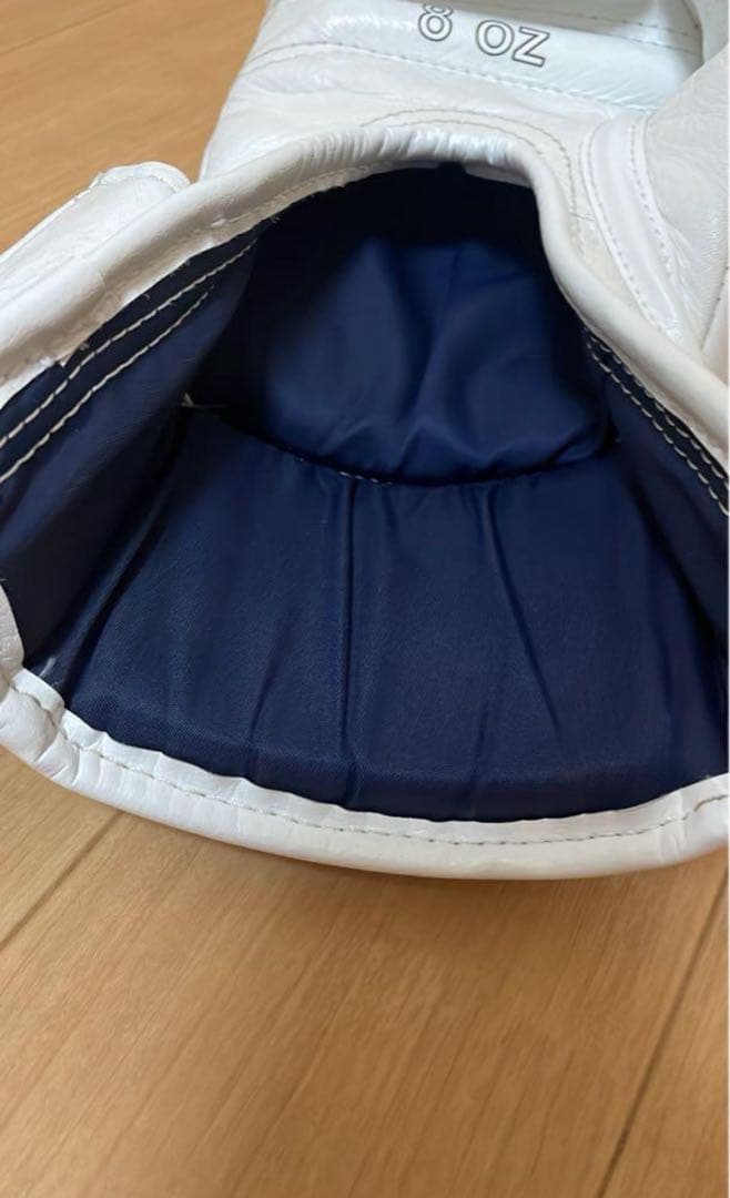 BOXER ボクシンググローブ 8 oz ホワイト
