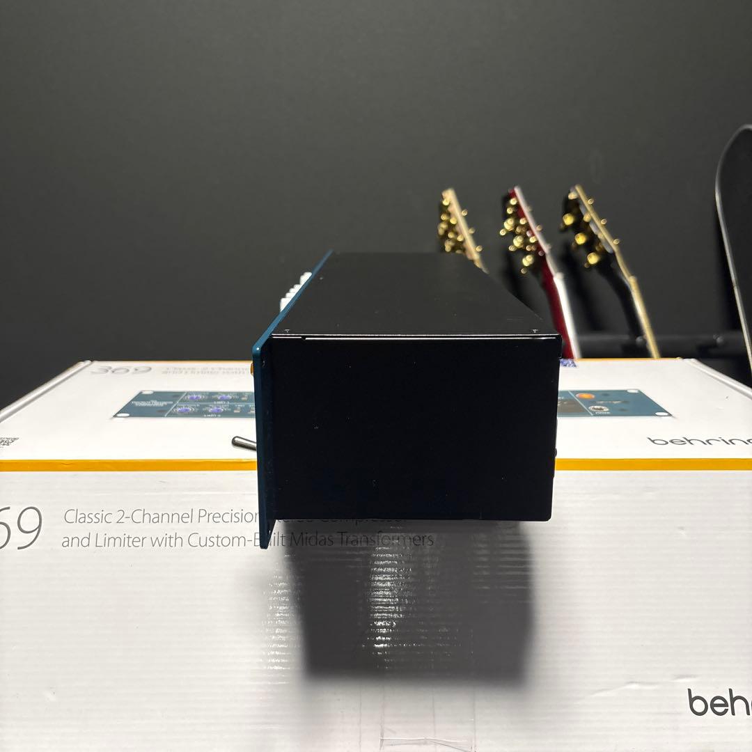 Behringer 369 2チャンネルコンプレッサー&リミッター