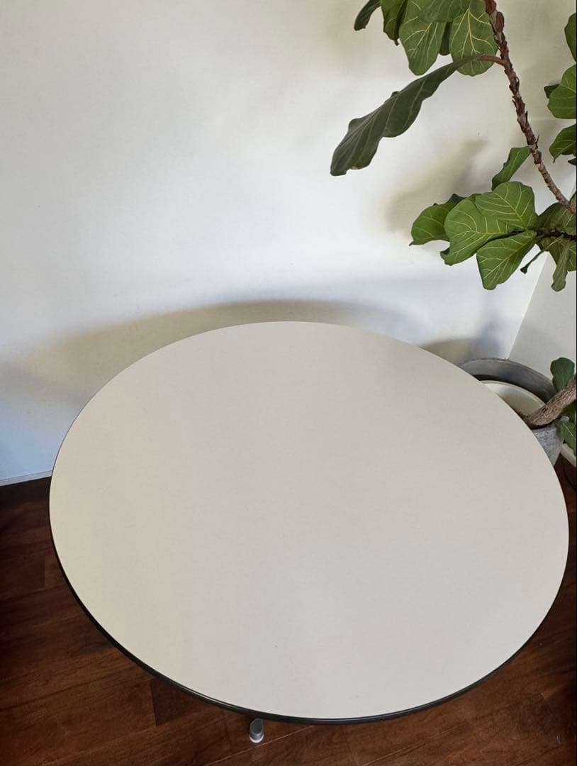 お値下げ【極美品】Herman Miller(正規品)コントラクトベーステーブル