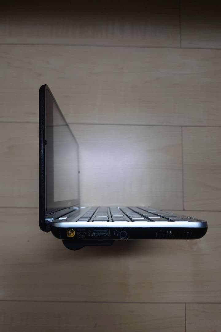 SONY VAIO Type P［VGN-P90NS］+ACアダプタ+読本付き