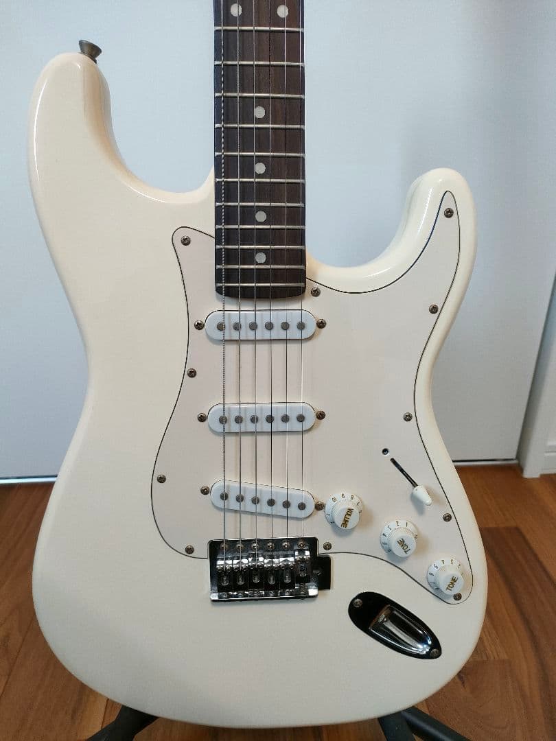 ギター Bacchus UNIVERSE SERIES ST type