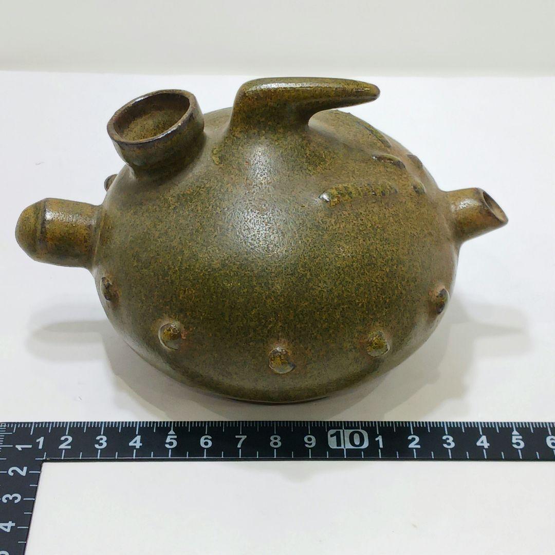 ZY83-2 中国 青磁 小壷 酒器 油壷　の