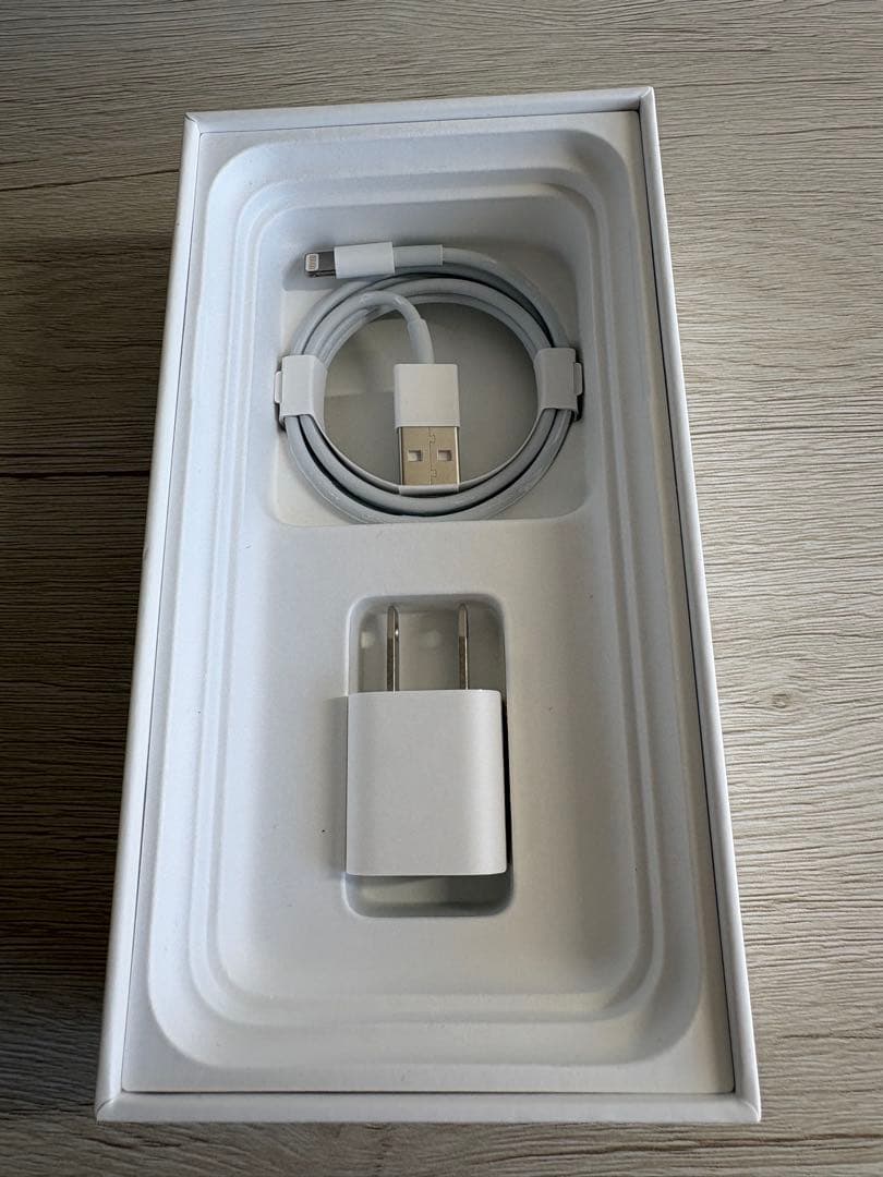 iPhone 11 128GB ホワイト