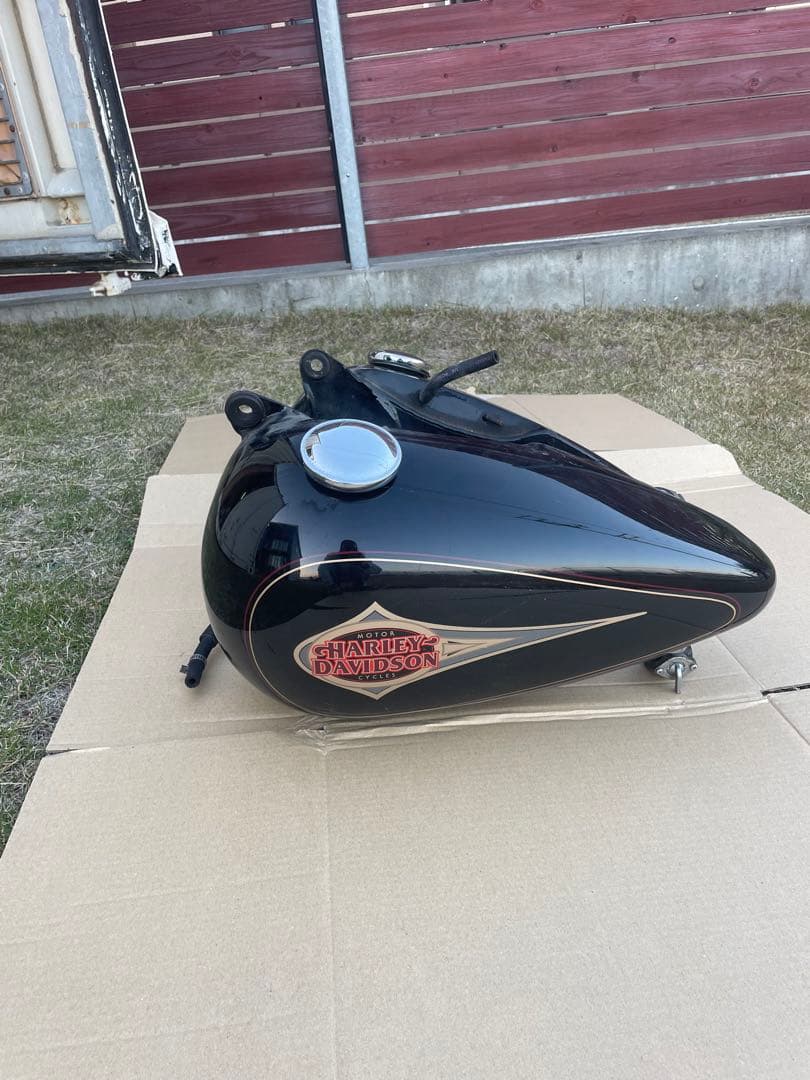 Harley-Davidson 1997年　FLSTC 純正タンク
