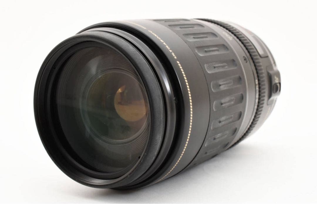 超望遠ズームレンズ　Canon EF100-300㎜F4.5-5.6 USM