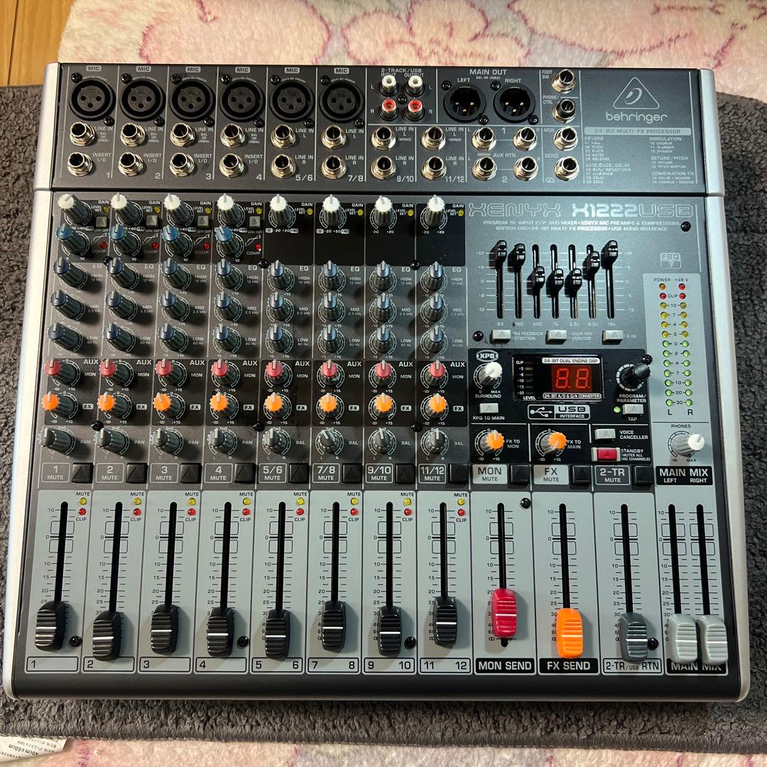 Behringer XENYX X1222USB アナログミキサー