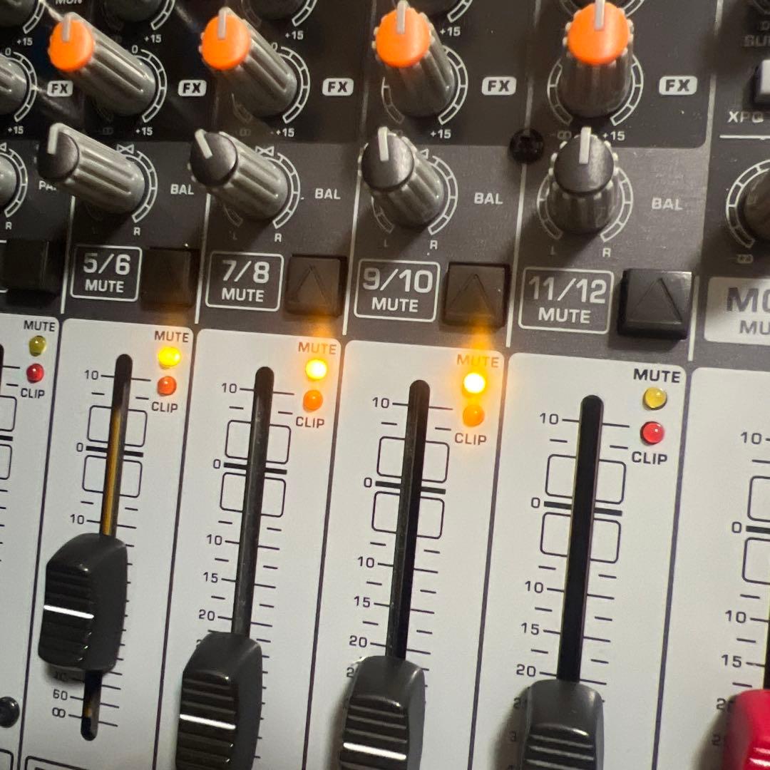 Behringer XENYX X1222USB アナログミキサー