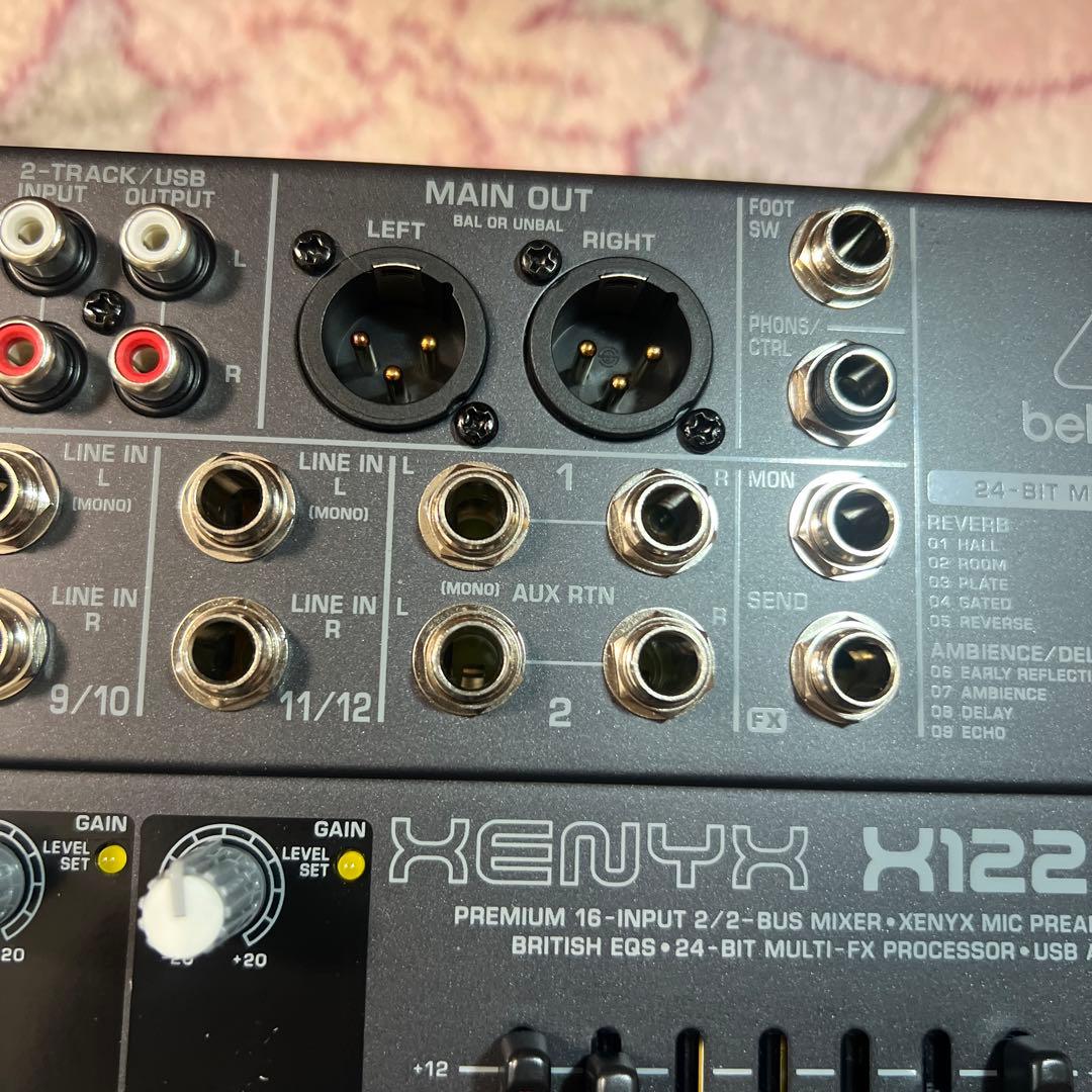 Behringer XENYX X1222USB アナログミキサー