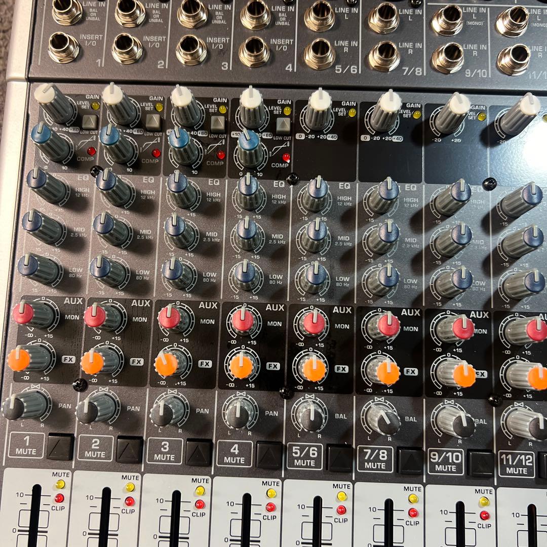 Behringer XENYX X1222USB アナログミキサー