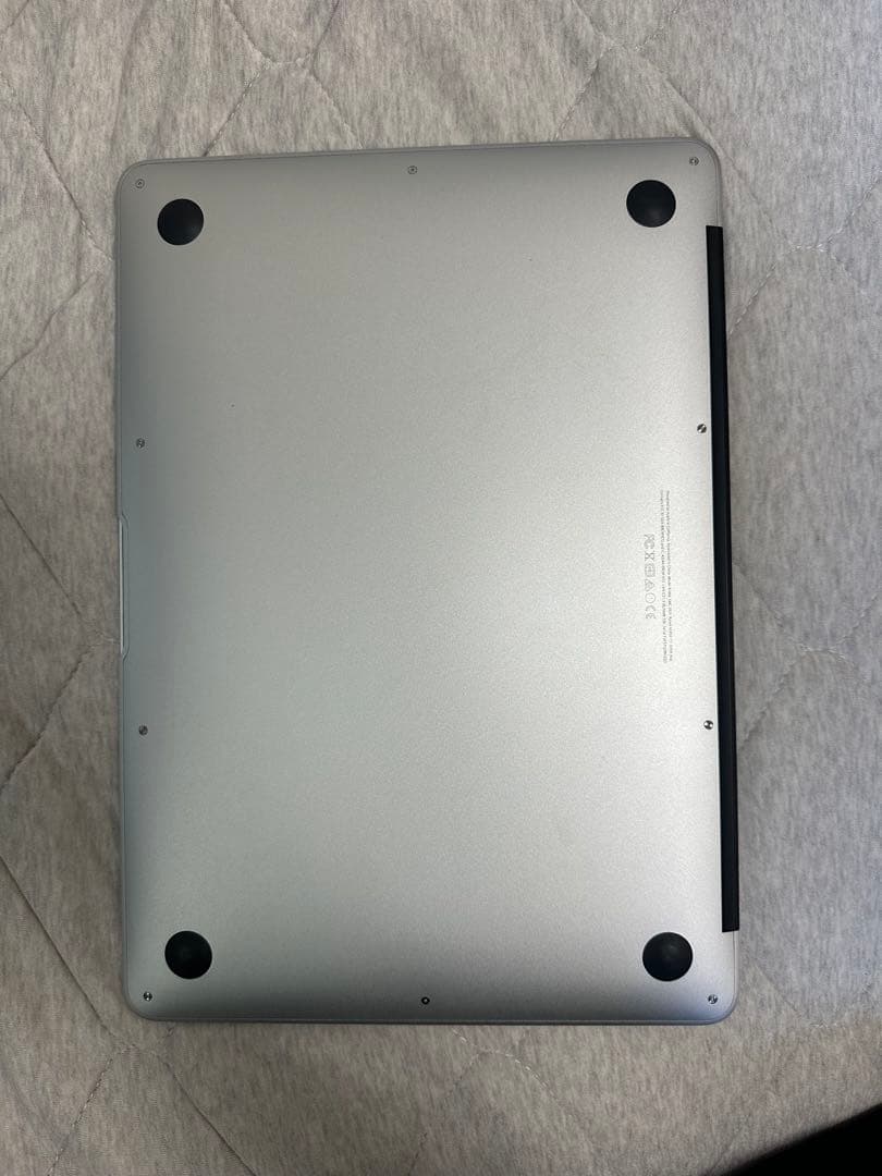 Apple MacBook　Air　 IntelCore5 i５【値段交渉あり】