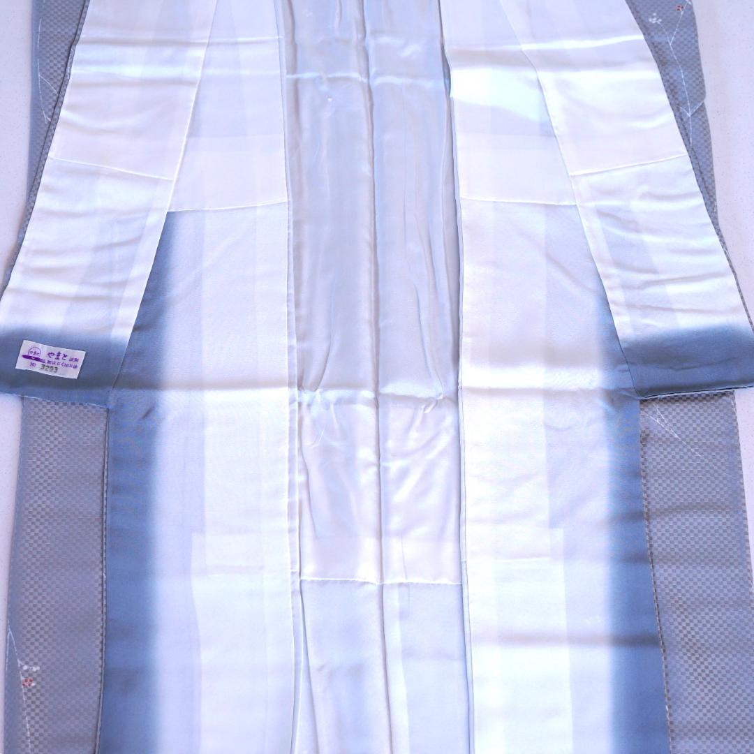 アイスブルーのすっきりとしたお召　市川純一郎　正絹