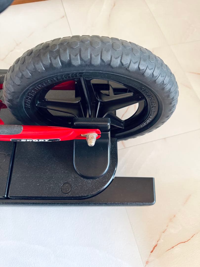 【値下げ】 ストライダー　スポーツ　12インチ　ロッキングベース付