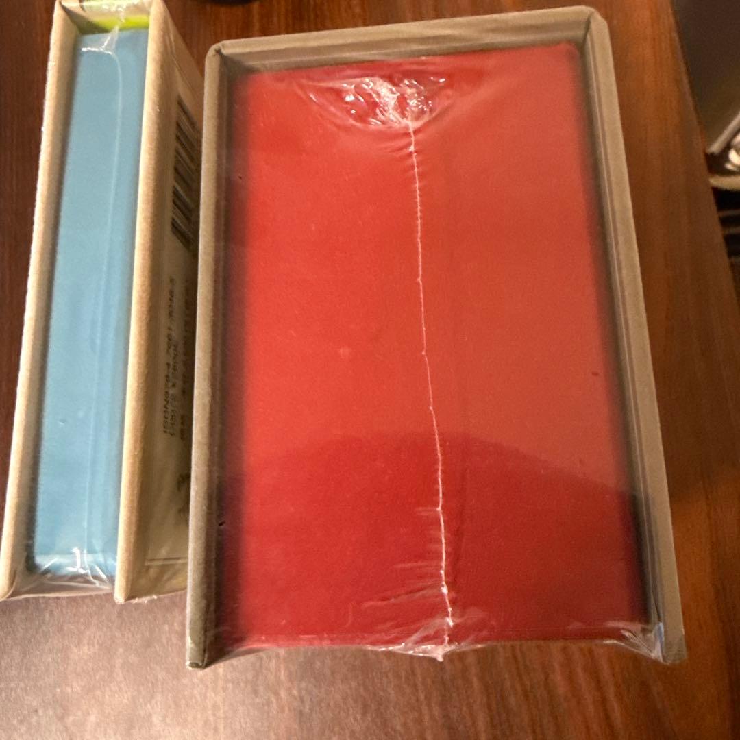 ヒグチユウコ 100Postcards[Animals]とシールボックス