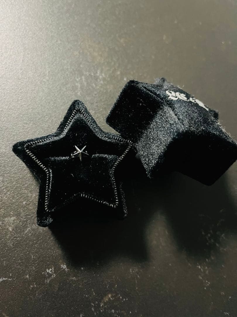 LC & Mm星型ベルベットケースイヤカフ　松岡充　SOPHIA