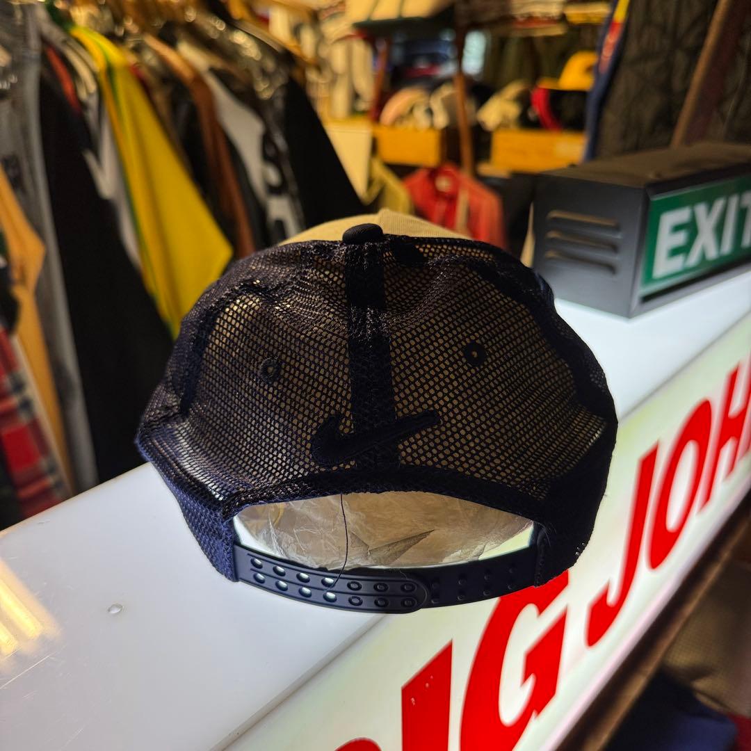 NIKE ナイキ メッシュキャップ トラッカーズキャップ ワッペン ネイビー
