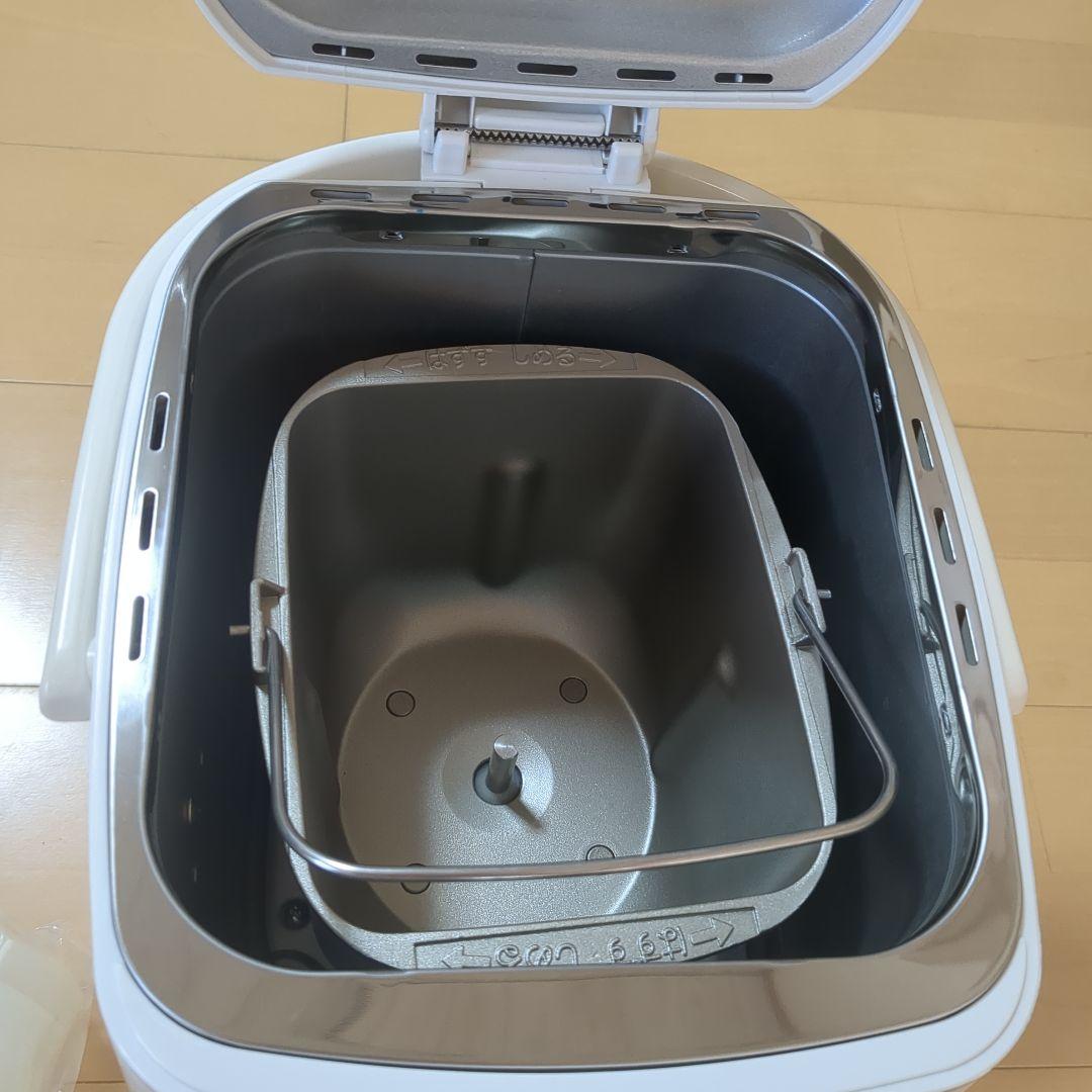 パン焼き器　ホームベーカリー　Zojirushi BB-HB10-CA　新品
