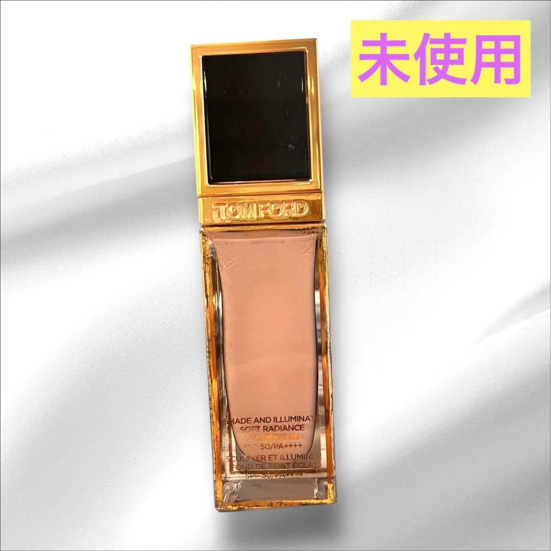 未使用❤️ トムフォード シェイドアンドイルミネイトソフトラディアンスファンデ