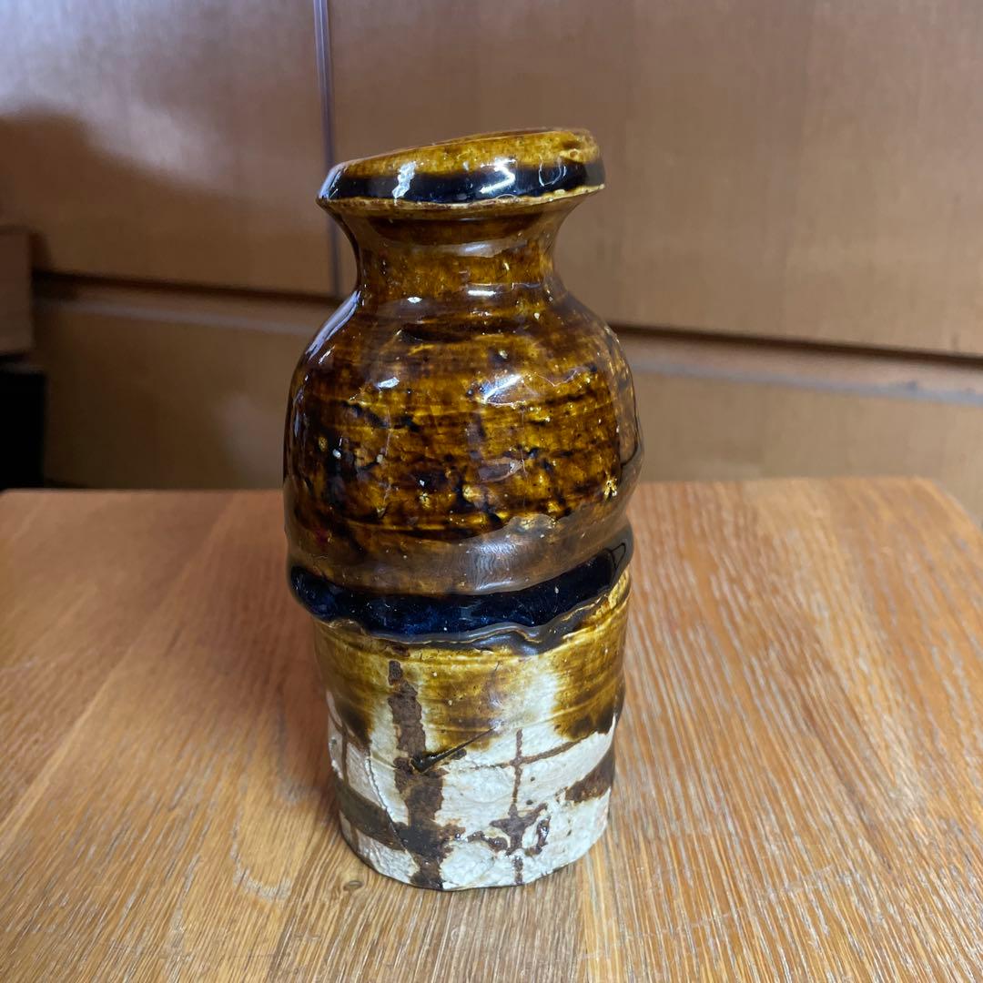 中島勝乃利　飴釉織部徳利　箱なし