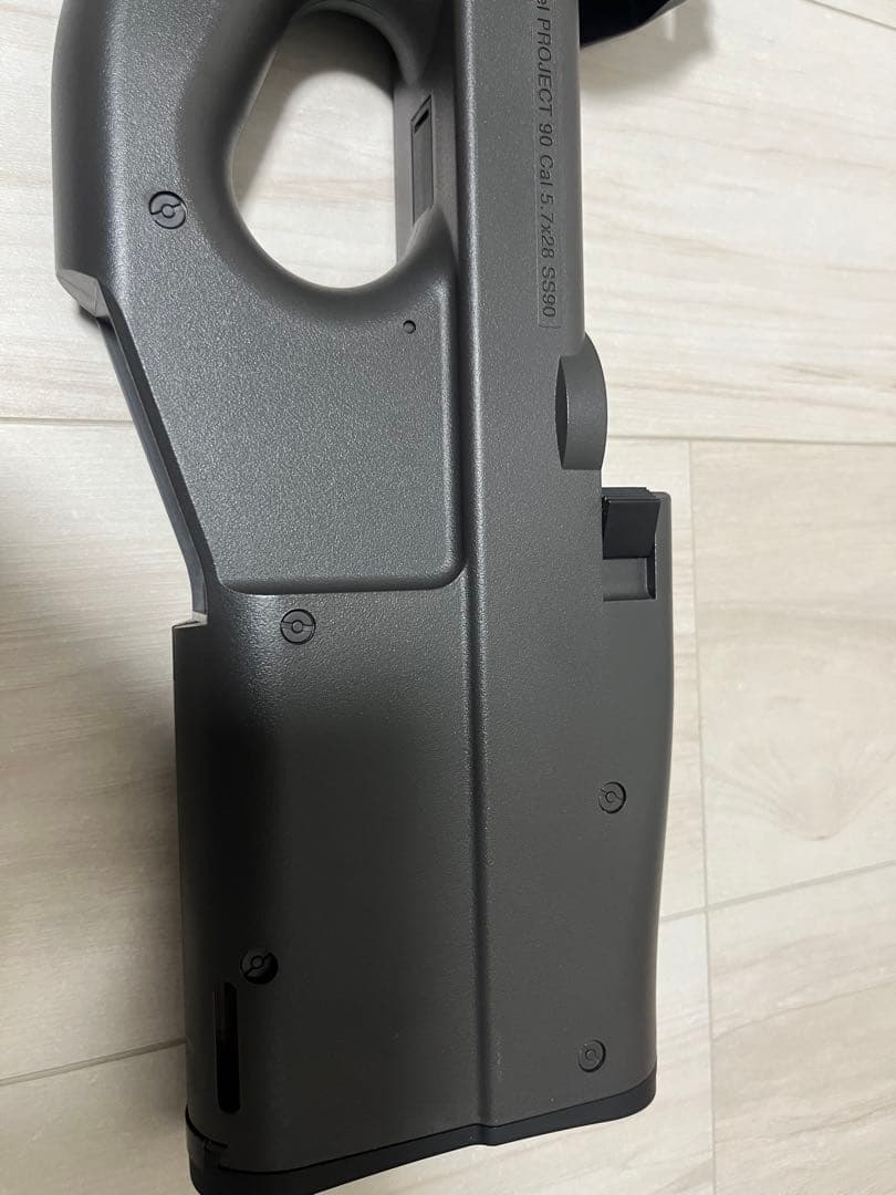 P-90 TR 電動ガン サイレンサー、ライフルスコープ付き