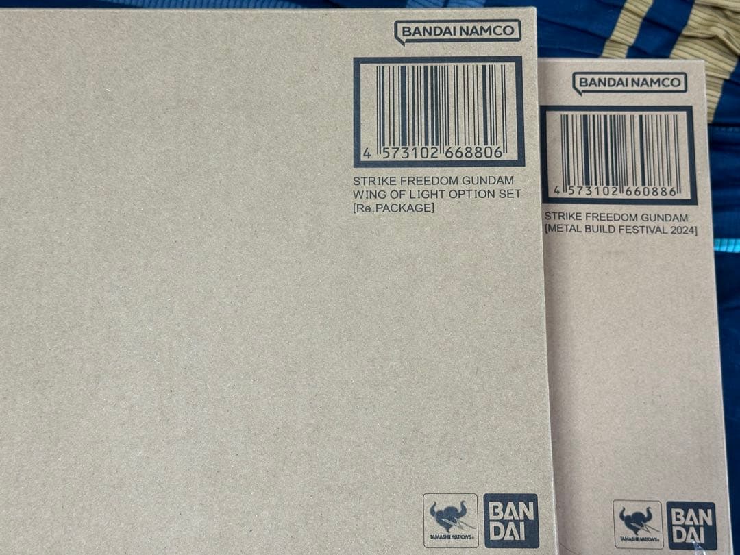 中古メタルビルド　ストライクフリーダムガンダム2024　光の翼セット