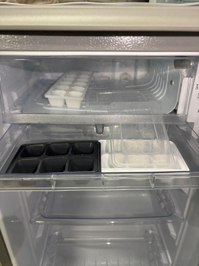 AQR-8K(S)2022年製　冷蔵庫女性オーナー