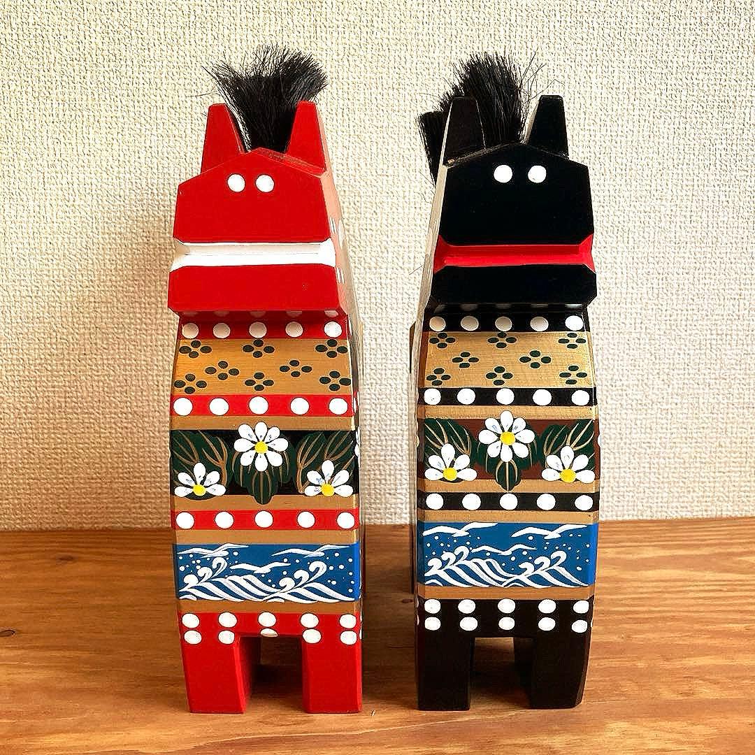 アンティーク八幡馬　約24cm　八戸郷土玩具　赤黒2体セット