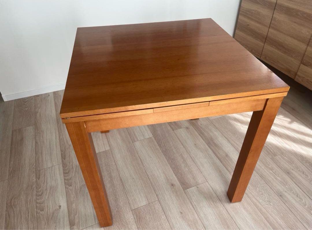 unico ダイニングテーブル