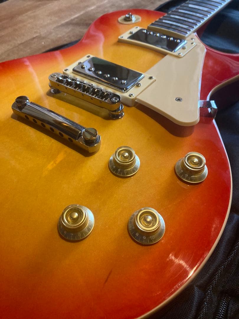 ギター Harley Benton