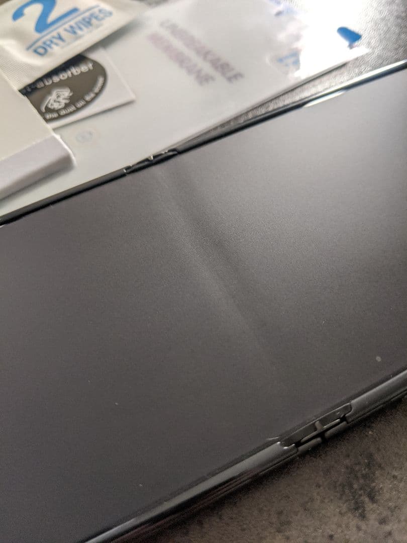 フィルム交換済■motorola razr 40 ultra■本体のみ