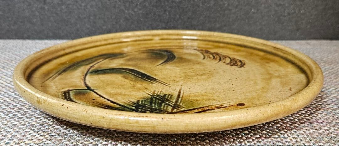 江戸時代後期～明治時代初期　黄瀬戸　織部　彫り絵付　すすきの図　行灯皿　灯り皿